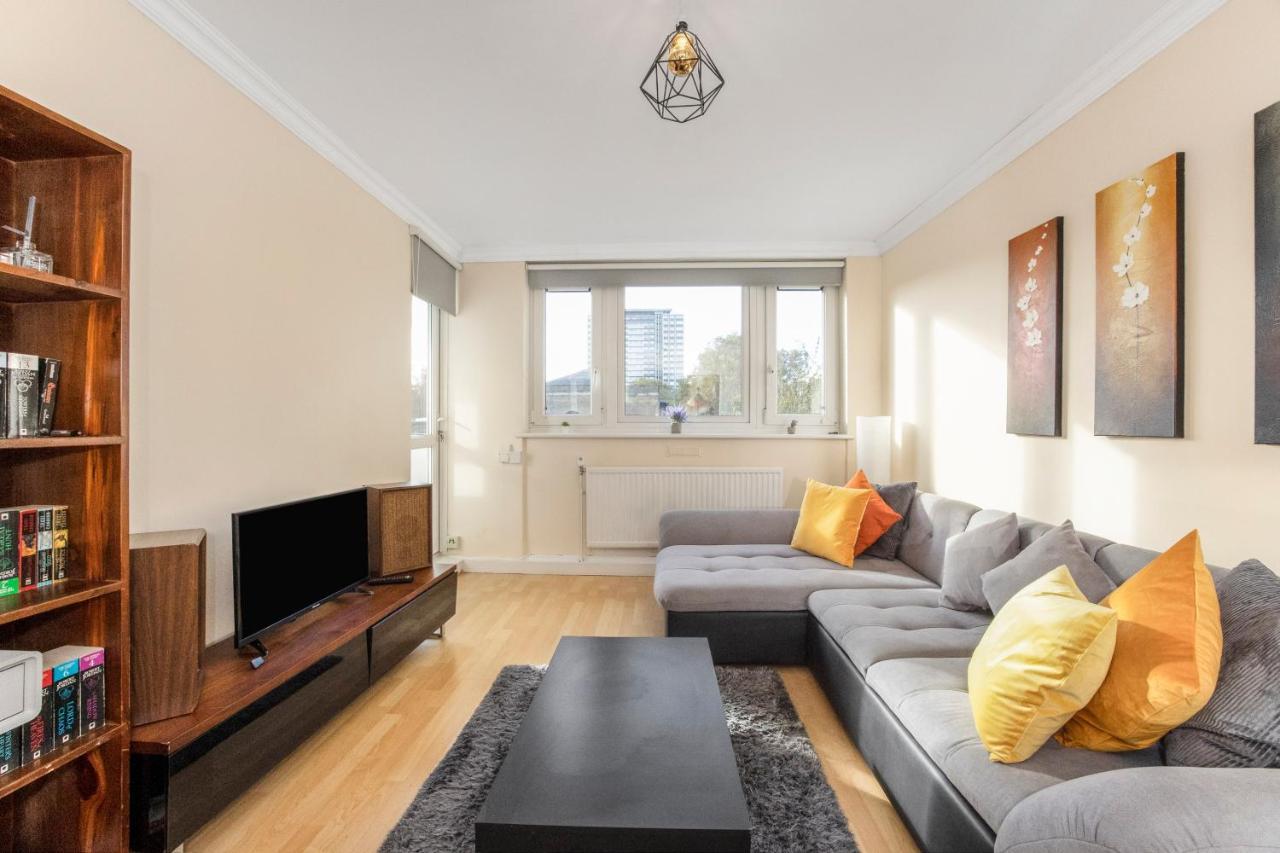 Easy Living Near Angel And City University ลอนดอน ภายนอก รูปภาพ